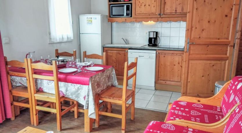 Photo of Le Grand Panorama 412 Apartment 2