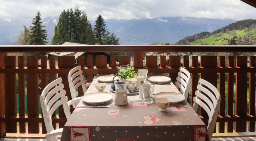 Photo of Grand Hôtel A18 Apartment 3