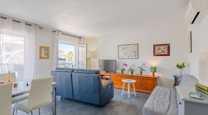 Photo of Royal Marine Apartment 4