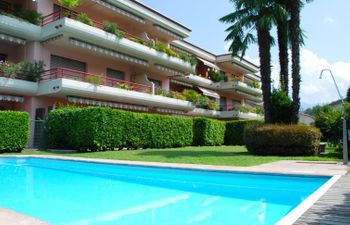 Caslago Apartment 2 Holiday Home