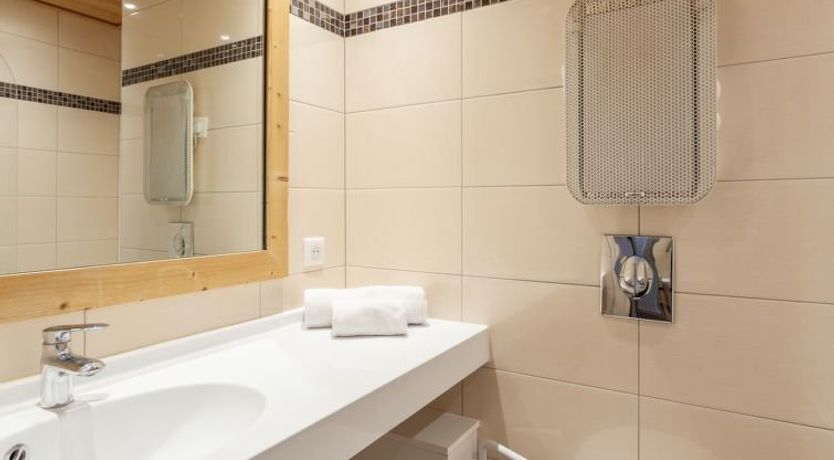 Photo of Les Tommeuses (Val Claret) Apartment 2