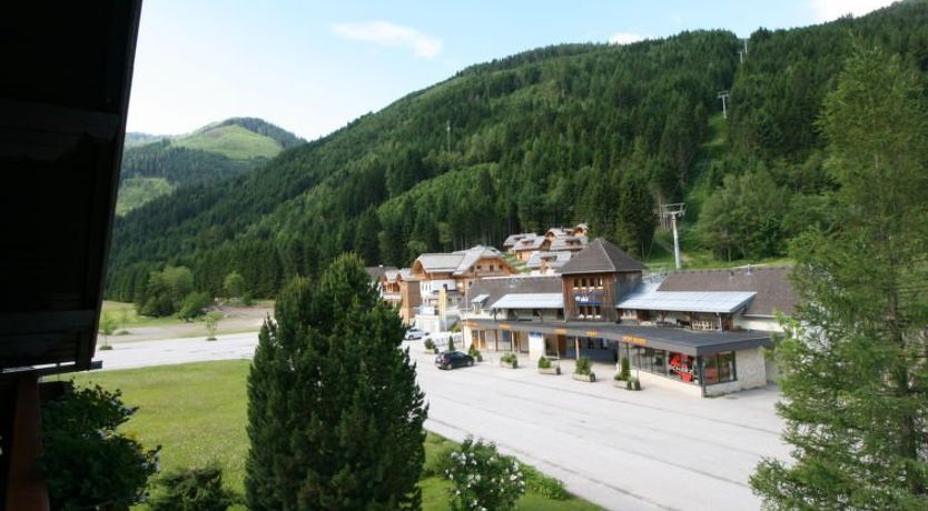 Photo of Almsommer Apartment 4