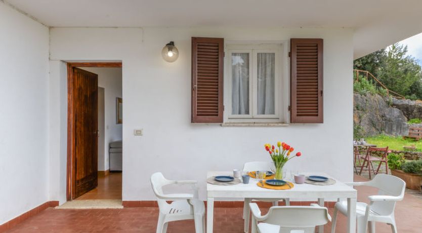 Photo of la Roccia Apartment 2