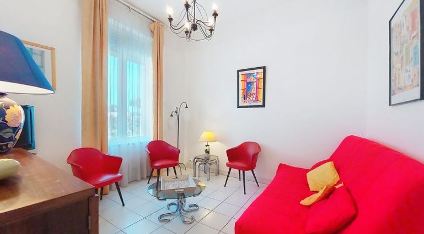 Photo of de la Plage et d'Angleterre Apartment 2