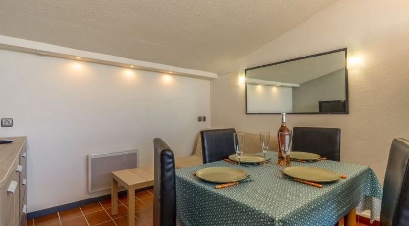 Photo of Les Héliades