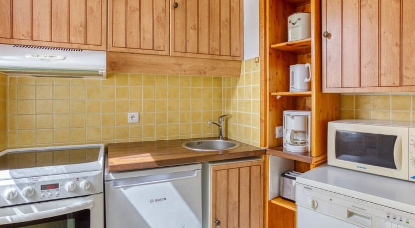 Photo of Chanteneige 201 Apartment 5