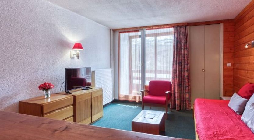 Photo of Chanteneige 201 Apartment 5