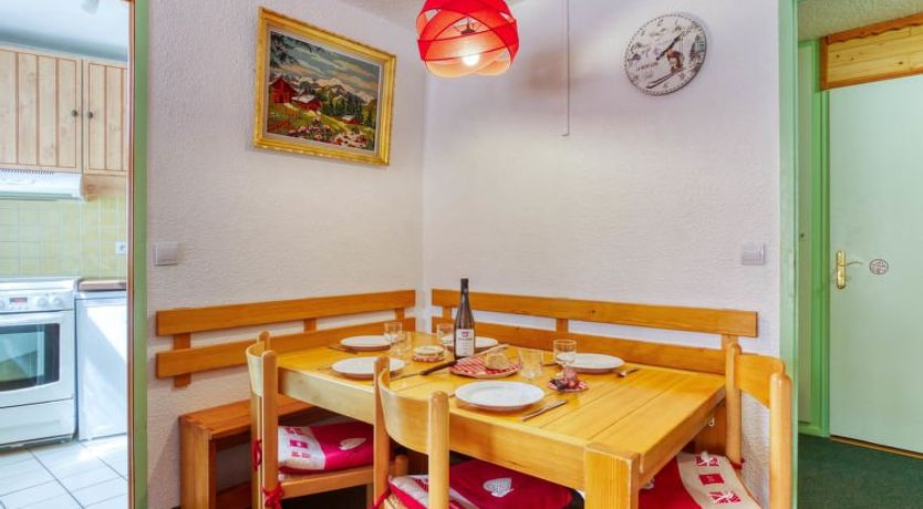 Photo of Chanteneige 201 Apartment 5