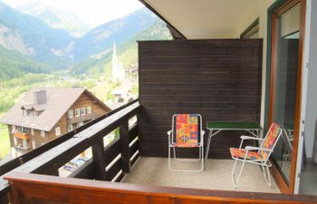 Glockner Apartment 3 Holiday Home