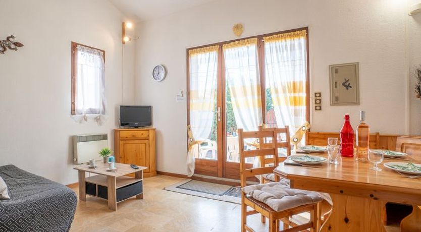 Photo of Lou Cantalou