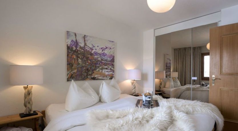 Photo of Chesa Ludains 8