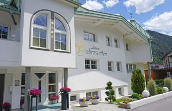 Apart B Holiday Home