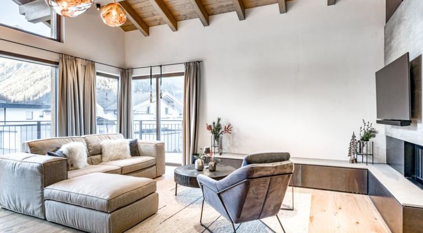 Photo of Penthouse Apartment 2