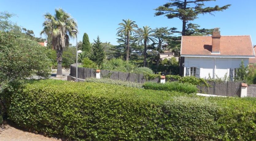 Photo of Le Roumanille