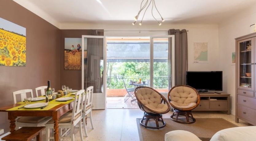 Photo of Le Roumanille