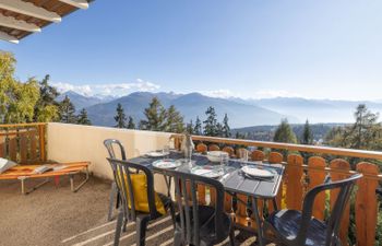 Vermala Soleil B 13 Apartment 5 Holiday Home