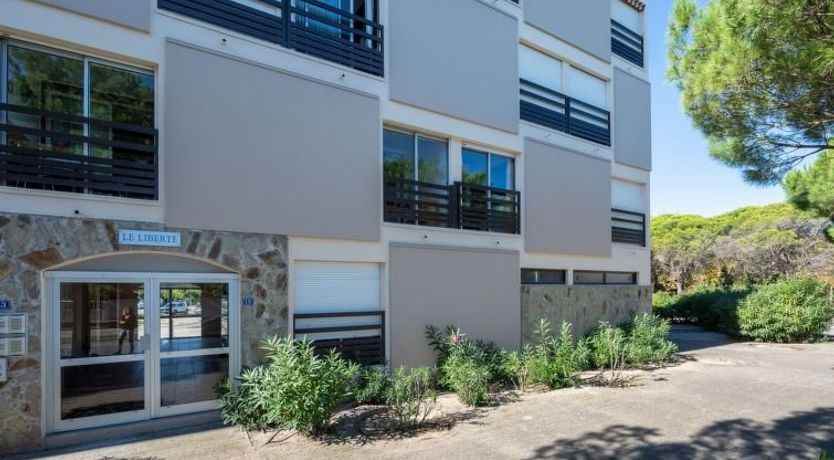 Photo of Le Liberté Apartment 8