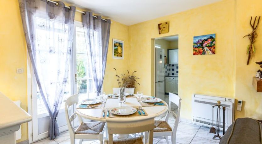 Photo of Les Grillons Holiday Home 2