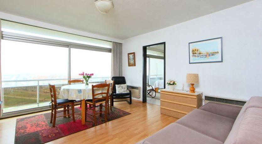 Photo of Ref. 702 Apartment 8