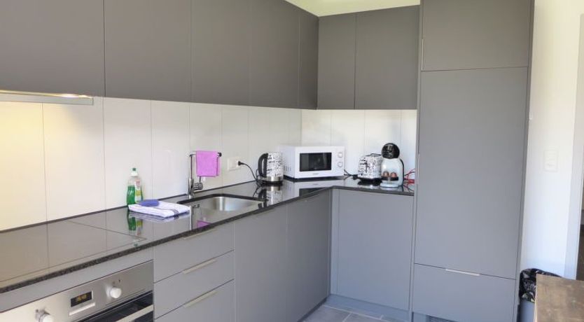 Photo of Henry's 100 Apartment 3