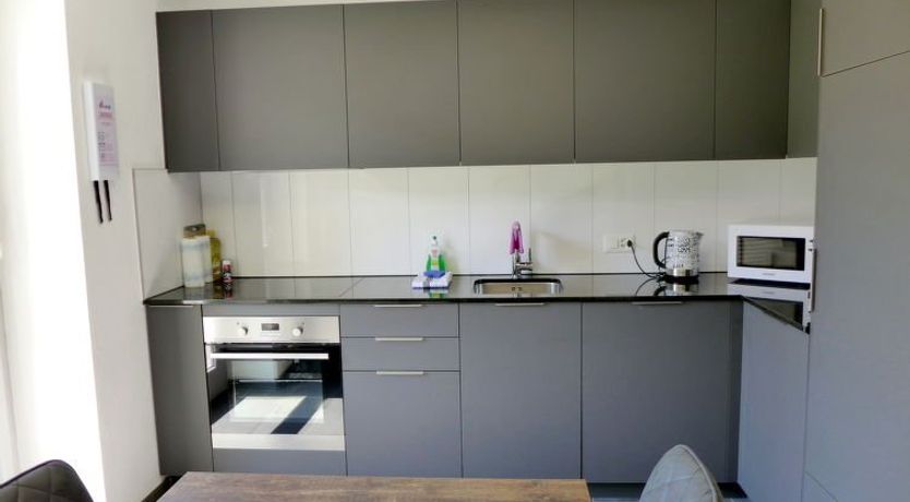 Photo of Henry's 100 Apartment 3