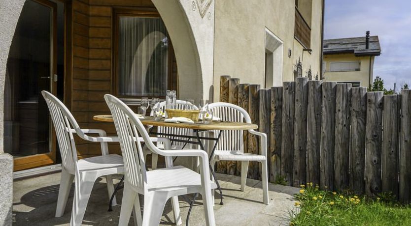 Photo of Chesa Auricula 1.1