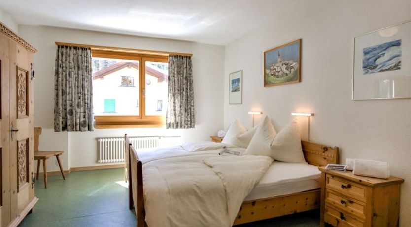 Photo of Chesa Islas