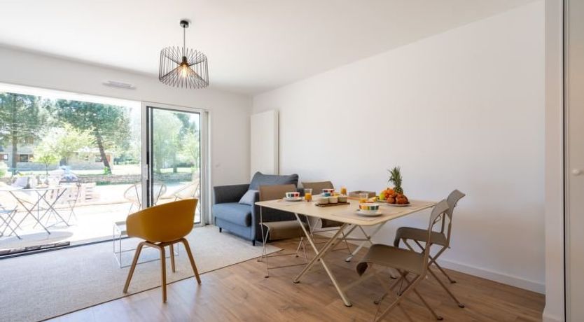 Photo of Hemisphère