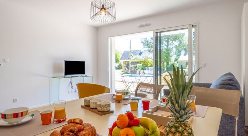 Photo of Hemisphère