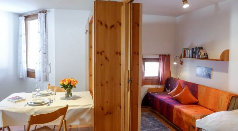 Photo of Chesa Maurus A12 Apartment 2