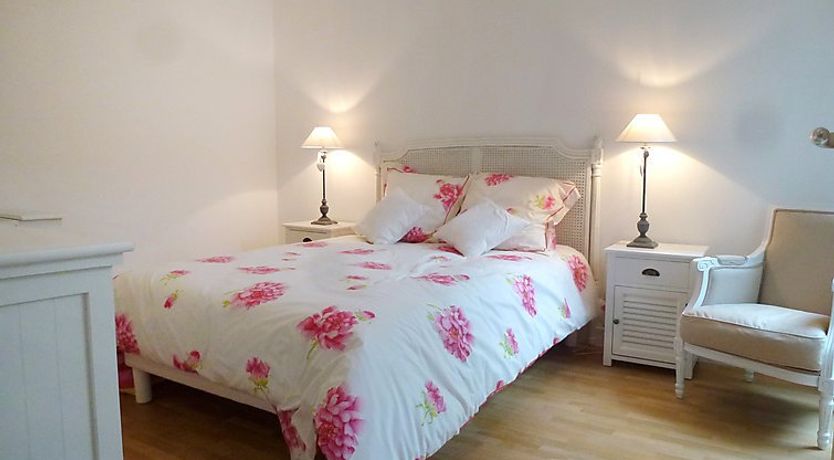 Photo of Villa Morny