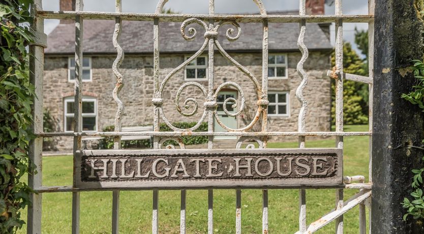 Photo of Hillgate House