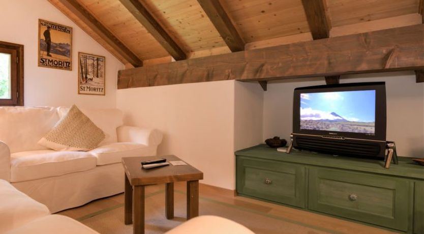 Photo of Chesa Seglias 6