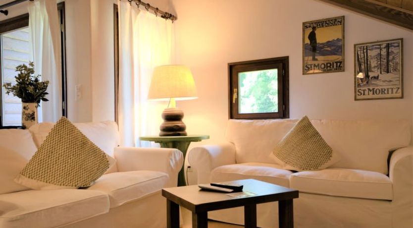 Photo of Chesa Seglias 6