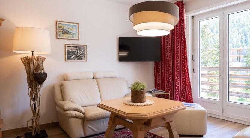 Photo of Chesa Derby 27