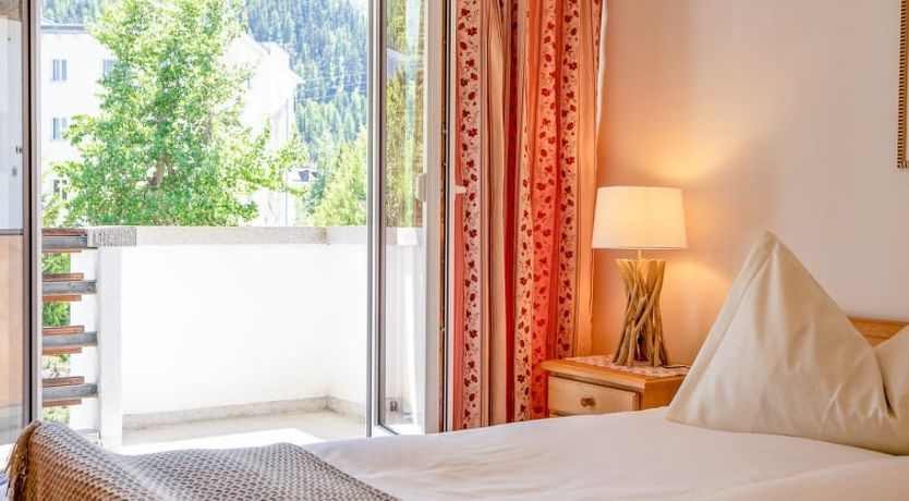 Photo of Chesa Derby 27