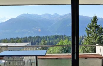 Jeanne D'Arc Apt. A-8 Apartment 11 Holiday Home