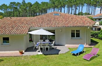 Le Moïsan (MES120) Holiday Home