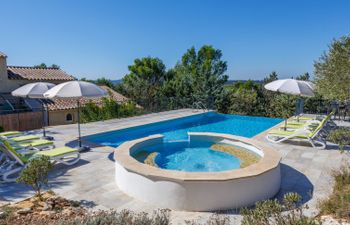 Les Garrigues d'Ozilhan Holiday Home