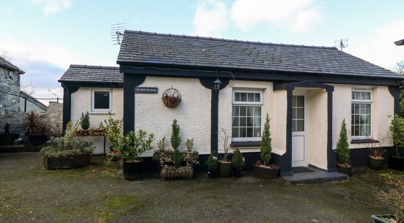 Photo of Ty Newydd Bach