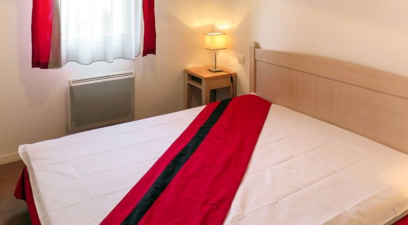 Photo of Les Bastides de Lascaux M.8X Holiday Home 3