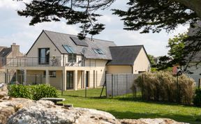 Photo of Les Chardons Bleus 2 (BRP205) Apartment 3