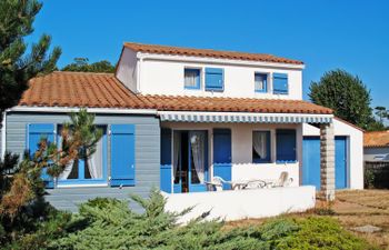 Les Tourteaux Holiday Home