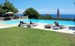 Photo of Mare et Monte (SOZ102) Holiday Home 3