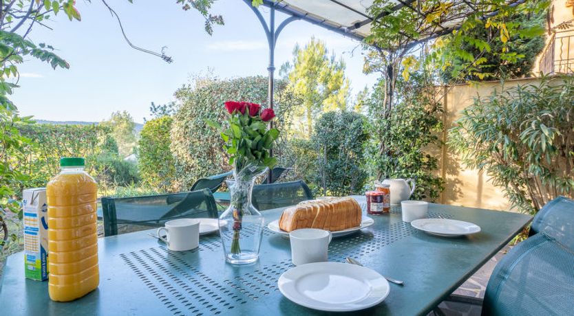 Photo of Le Domaine de St. Endréol Golf & Spa Apartment 4