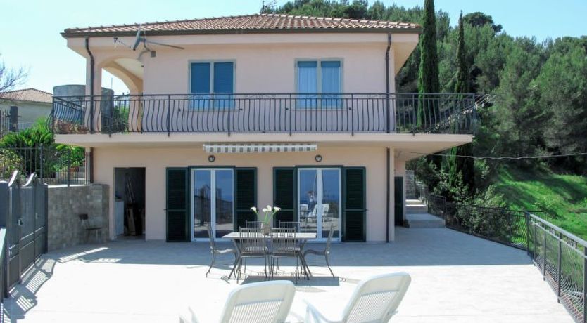 Photo of La Pineta (SLR112)