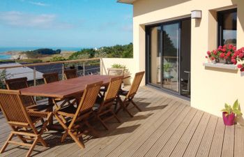 Maison de Plain Pied - Vue Mer (TRP106) Holiday Home