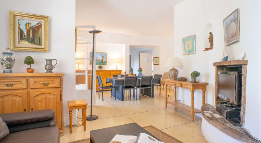 Photo of Pigeon Vole