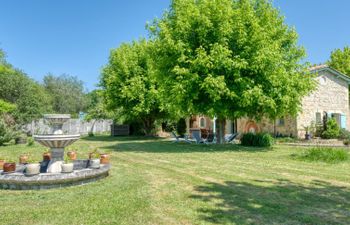 Babelle Holiday Home