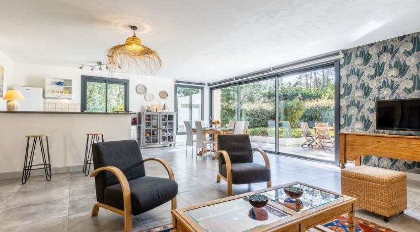 Photo of Les Narcisses